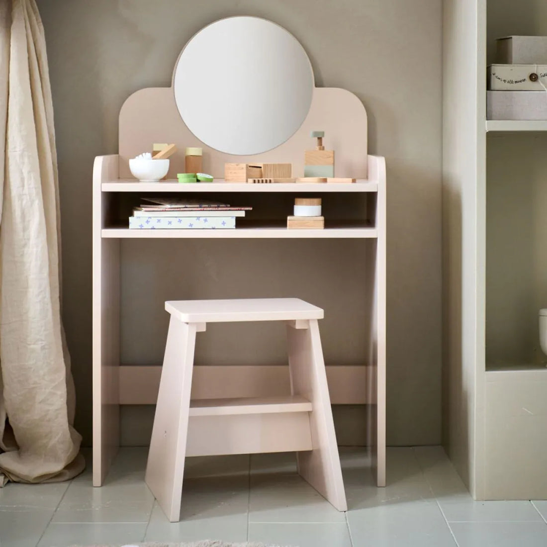 Coiffeuse pour Enfant en Bois avec Chaise Incluse – Couleur Rose